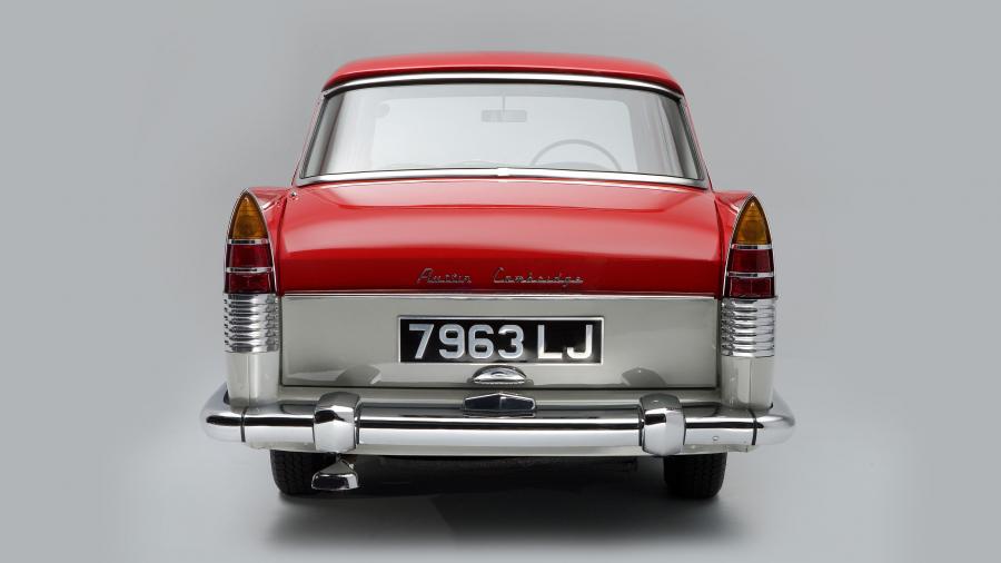  Austin A55 Cambridge Mark II Saloon 1959 года  (фото 13 из 18)